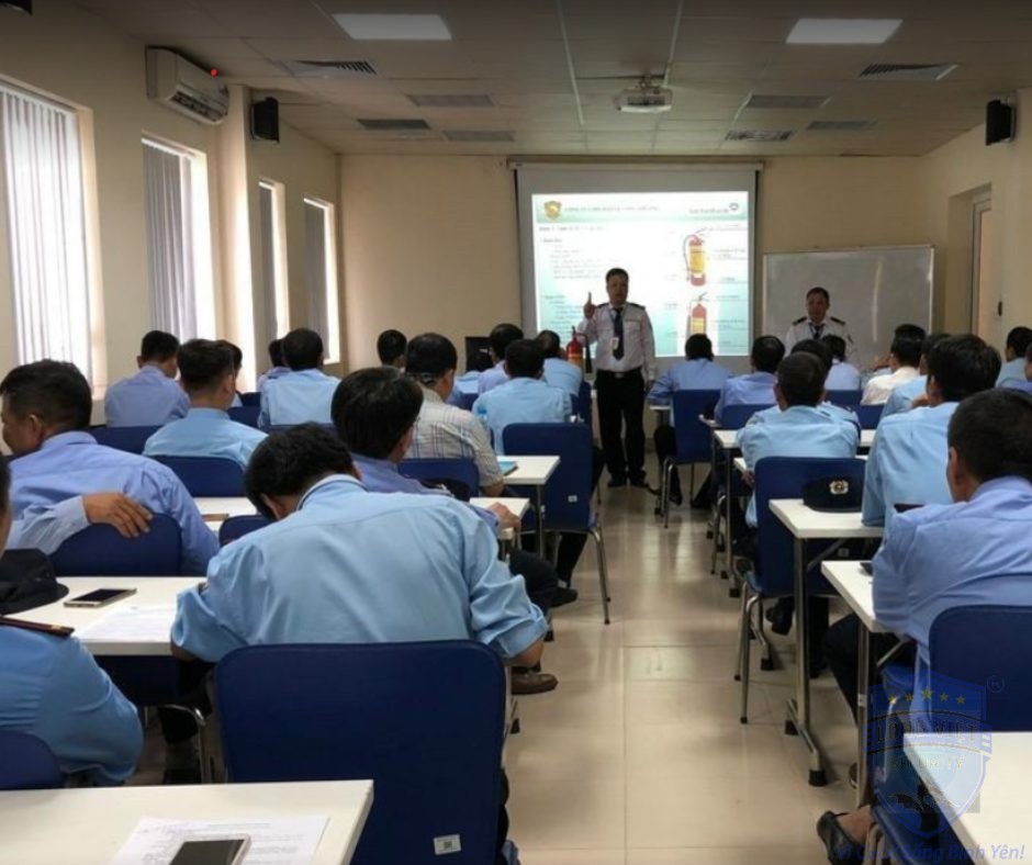 Công ty TNHH Dịch vụ Bảo vệ Minh Quang