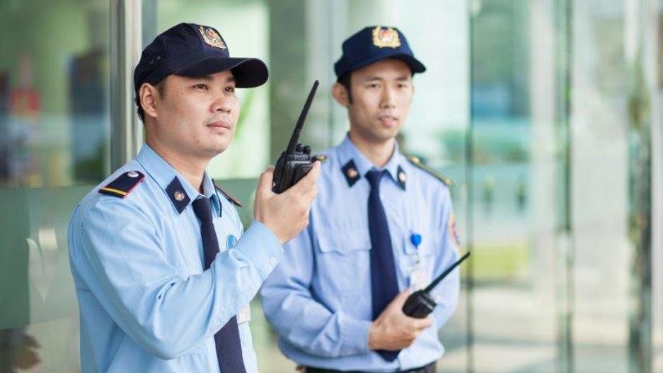 Đội ngũ bảo vệ Long Việt làm việc chuyên nghiệp, hiệu quả