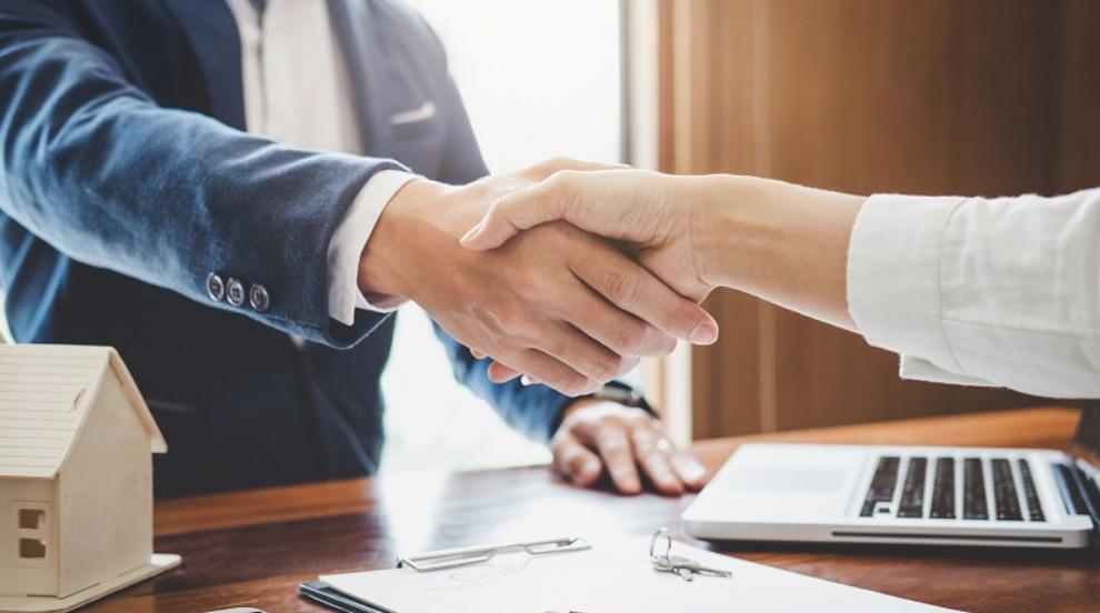 Sau khi đã thỏa thuận chi tiết, 2 bên sẽ tiến hành ký kết hợp đồng